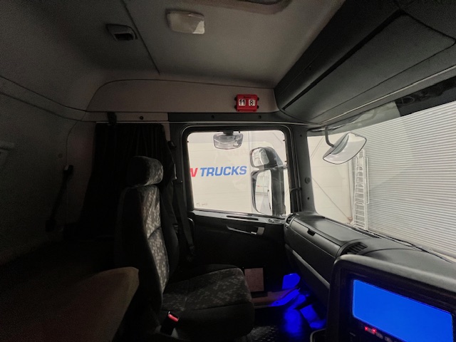 Scania R410 8×4 Sleeper Cab Bulk Tipper