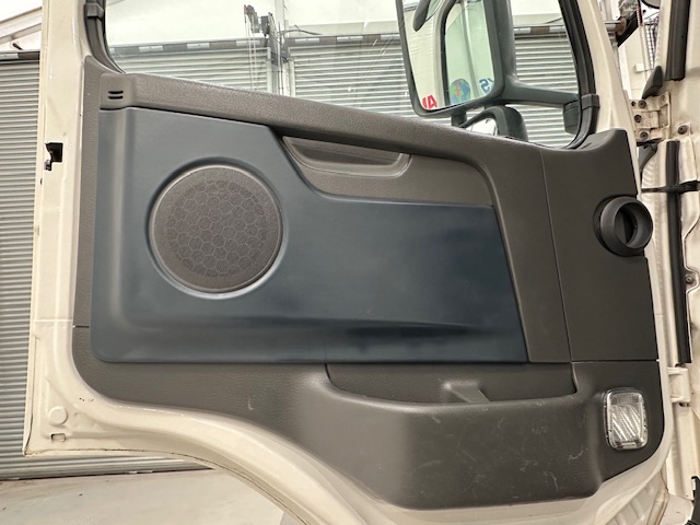 Volvo FM 450 6×2 Midlift Tractor Unit