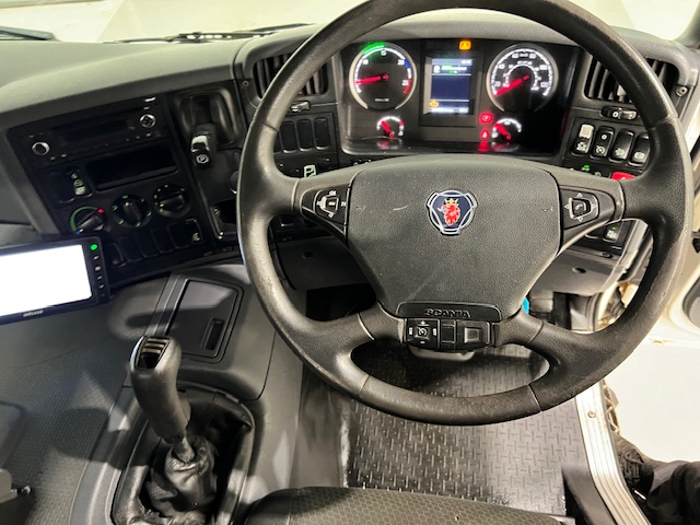 Scania  P370 8×4 Day Cab Tipper