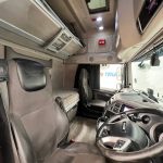 DAF XF 460 4×2 Super Space Cab Tractor Unit - thumbnail