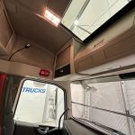 Volvo FH 500 Euro 5 6×2 Tractor Unit Safari Edition - thumbnail