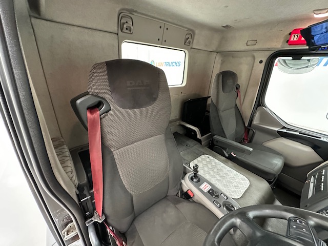 DAF LF 260 4×2 Rest Cab Tractor Unit