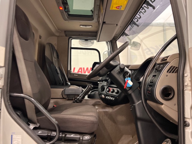 DAF CF85 410 8×4 Day Cab Hookloader Manual