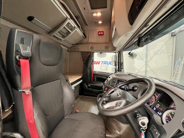 DAF XF 480 6×2 Midlift Tractor Unit