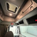 Renault Midlum 190 Sleeper Cab Box Van - thumbnail