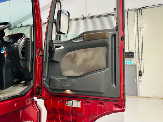 MAN TGA 18.480 XXL 4×2 Tractor Unit