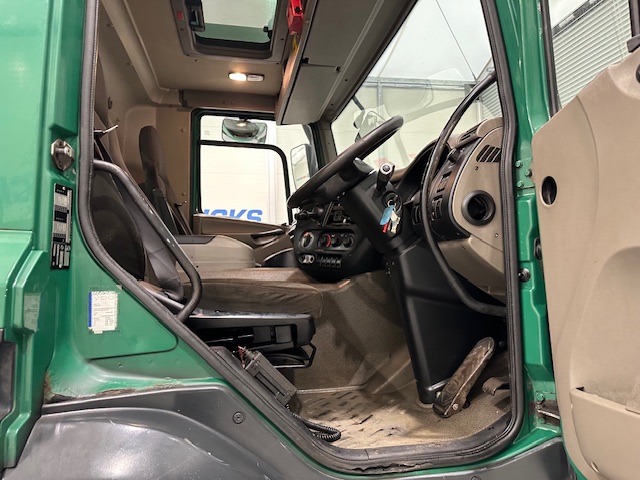 DAF CF75 310 6×2 Rear Lift Flatbed