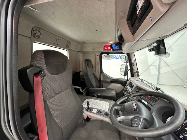 DAF LF 260 4×2 Rest Cab Tractor Unit