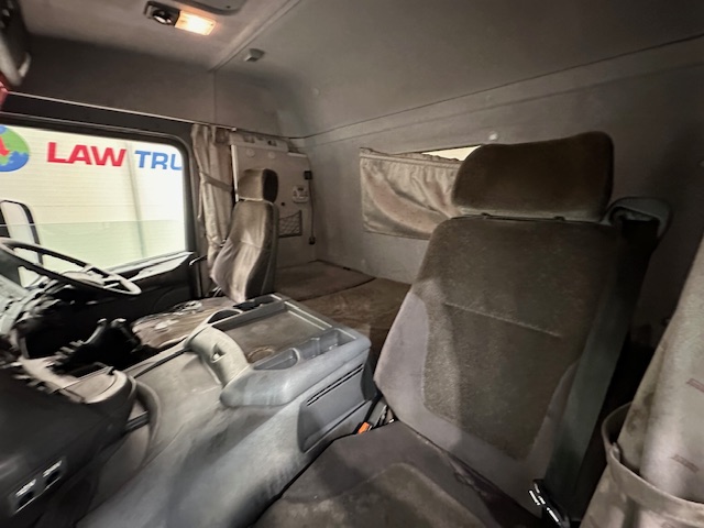 Scania P94 230 Sleeper Cab Curtainsider