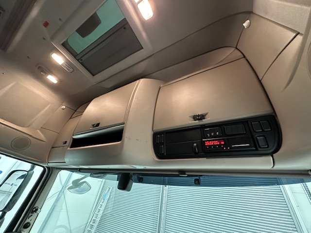 DAF XF 480 6×2 Midlift Tractor Unit