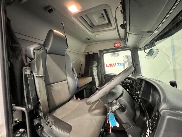 Scania R410 8×4 Sleeper Cab Bulk Tipper