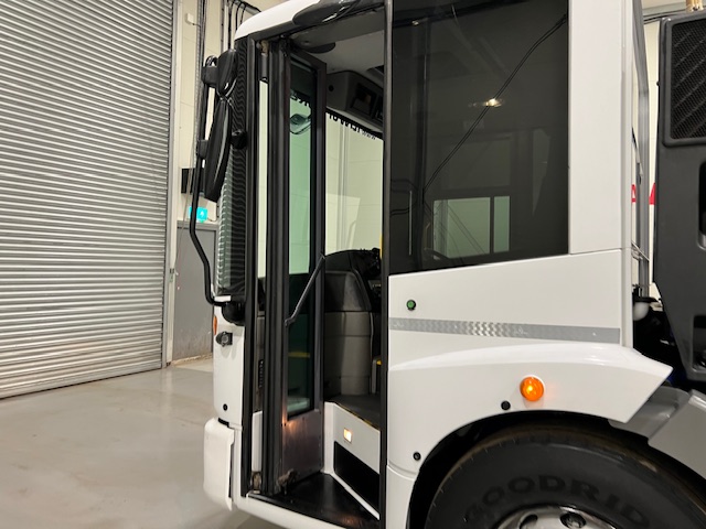 Mercedes Econic 2630 6×2 Refuse Bin Lorry
