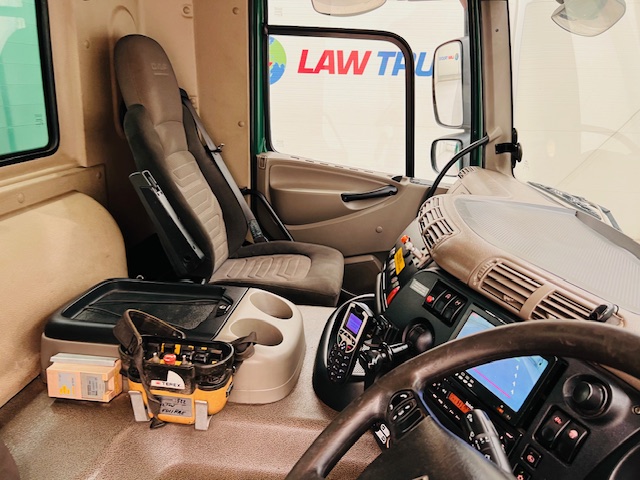 DAF CF75 310 Rear Lift Day Cab Dropside Brick Grab