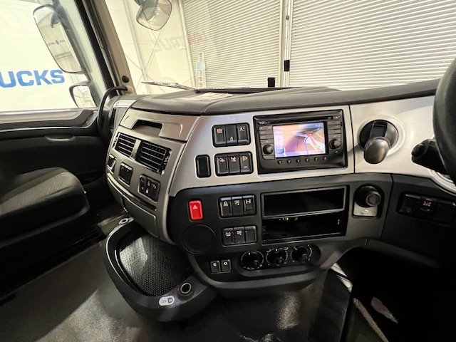 DAF XF 510 6×2 Midlift Tractor Unit Manual