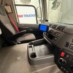 DAF CF 370 6×2 Sleeper Cab Fridge Box - thumbnail