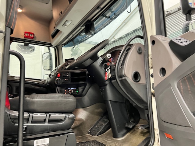 DAF XF 480 6×2 Midlift Tractor Unit