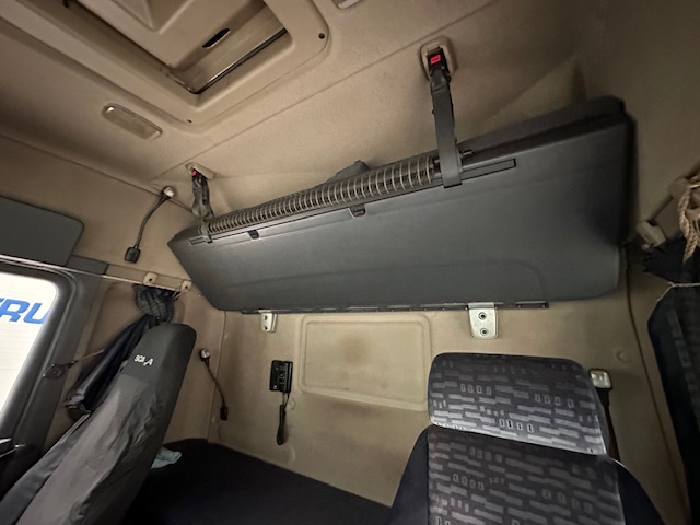 Scania R480 6×2 Midlift Tractor Unit Manual