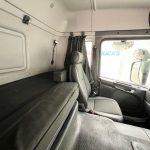 Scania P320 6×2 10 Tyre Sleeper Cab Dropside - thumbnail