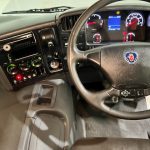 Scania P280 6×2 Rear Lift Day Cab Fridge Box - thumbnail