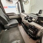 MAN TGS 26.320 6×2 Sleeper Cab Insulated Box Van - thumbnail