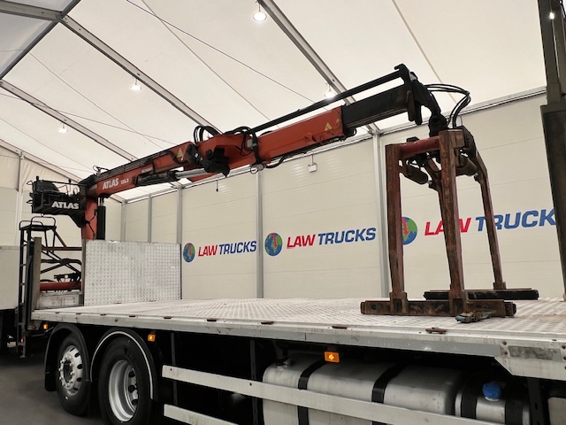 Volvo FM 450 Dropside Brick Grab Drawbar