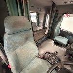 Volvo FM12 340 Rear Lift Sleeper Beavertail - thumbnail