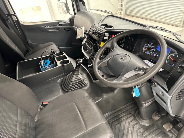 Mercedes Axor 1824 Day Cab Box Van
