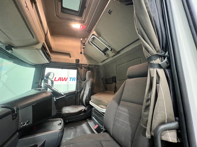 Scania R450 6×2 Midlift Topline Tractor Unit