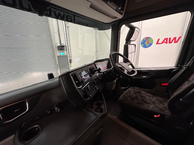 Scania R450 6×2 Midlift Highline Tractor Unit