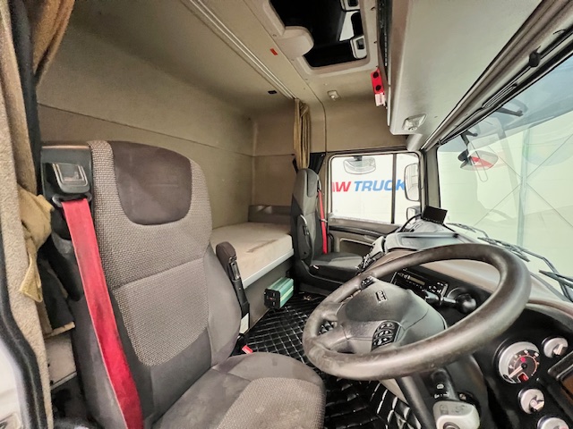 DAF XF105 460 6×2 Space Cab Tractor Unit
