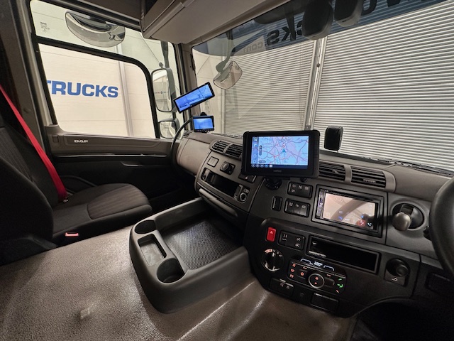 DAF CF 450 6×2 Space Cab Tractor Unit