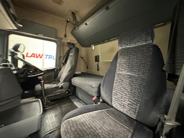 Scania R480 6×2 Midlift Tractor Unit Manual