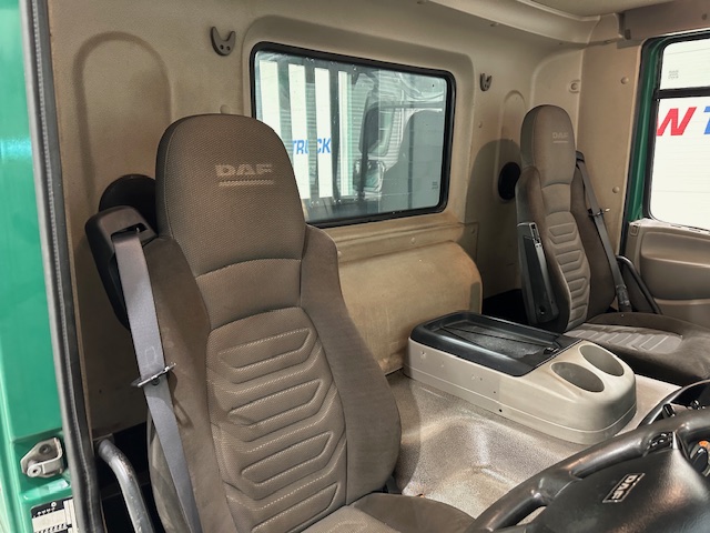 DAF CF75 310 6×2 Rear Lift Flatbed