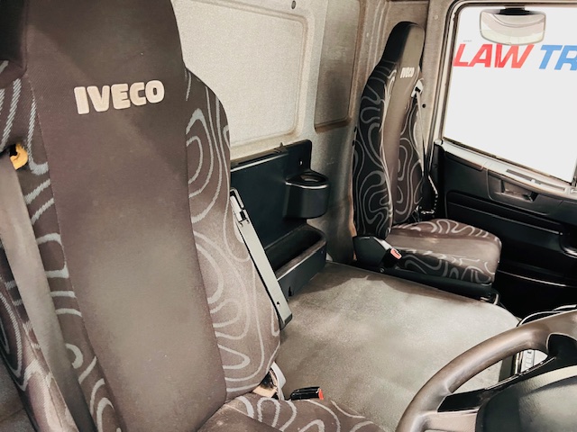 Iveco Stralis 310 AT 6×2 Fridge Box