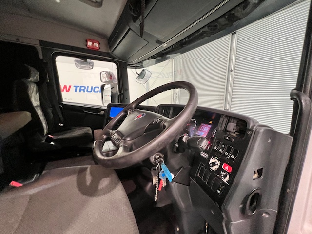 Scania R410 8×4 Sleeper Cab Bulk Tipper