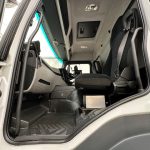 Mercedes Antos 2532 6×2 Rear Lift Day Cab Fridge Box - thumbnail