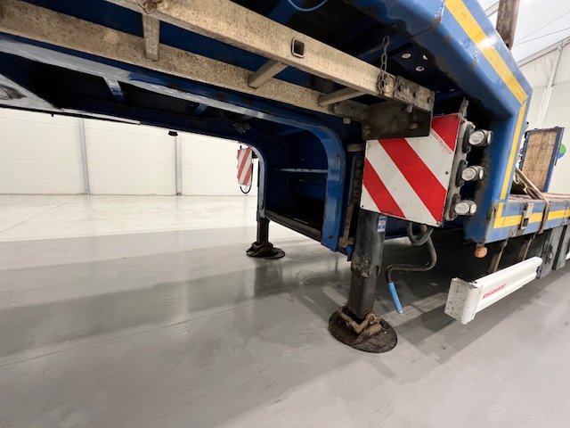 Kassbohrer Tri Axle Machinery Carrier Lowloader