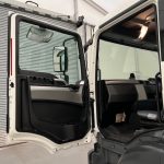 MAN TGM 18.250 4×2 Sleeper Cab Curtainsider - thumbnail