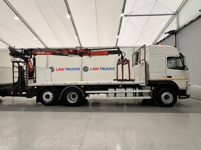 Volvo FM 450 Dropside Brick Grab Drawbar