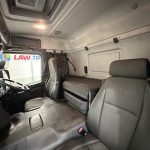 Scania P250 4×2 Sleeper Cab Fridge Box - thumbnail