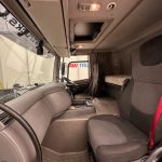 DAF CF 370 6×2 Sleeper Cab Fridge Box - thumbnail