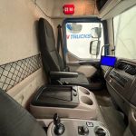 DAF LF 180 Day Cab Dropside with Tail Lift - thumbnail