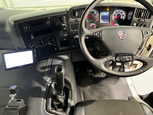 Scania  P370 8×4 Day Cab Tipper
