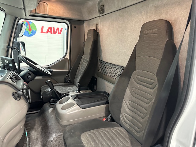 DAF  LF55 220 Day Cab Fridge Box