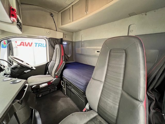 Volvo FH 500 6×2 Sleeper Cab Midlift Tractor Unit
