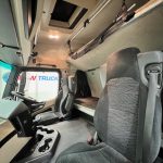 Mercedes Actros 1824 4×2 Sleeper Cab Fridge Box - thumbnail