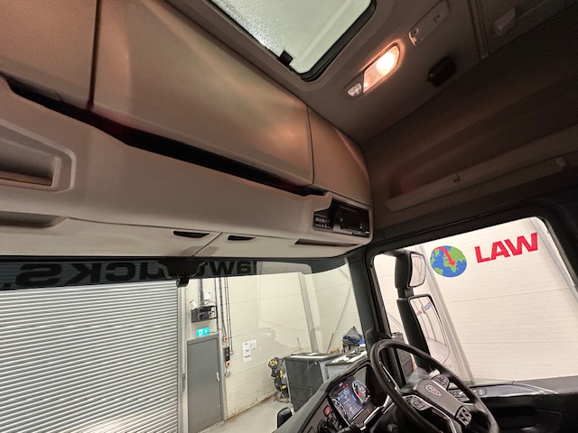 Scania R450 6×2 Midlift Highline Tractor Unit