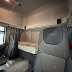 DAF CF 330 6×2 Rear Lift Sleeper Cab Curtainsider - thumbnail