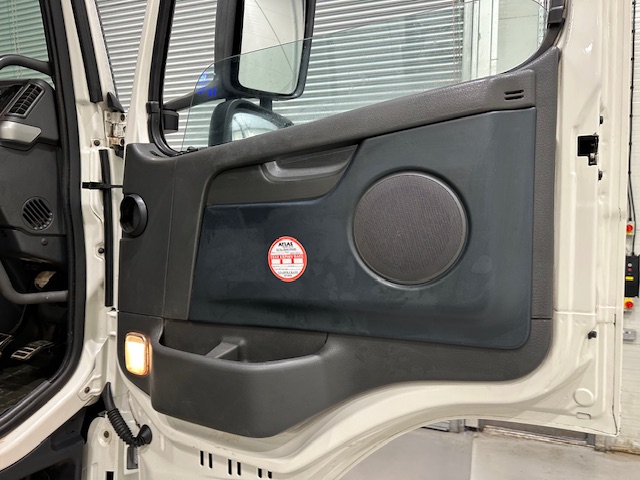 Volvo FM 450 Dropside Brick Grab Drawbar