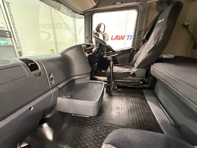 Scania R480 6×2 Midlift Tractor Unit Manual